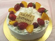 バラの生デコレーションケーキ 6号 19ｃｍお誕生日、記念日に最適 2