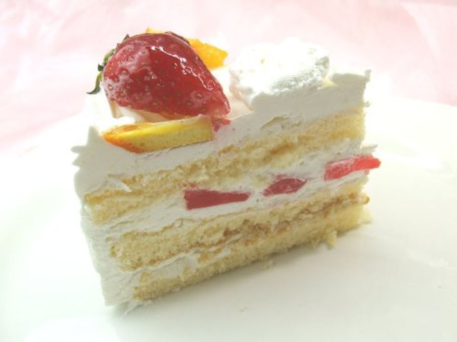 バラの生デコレーションケーキ 6号 19ｃｍお誕生日、記念日に最適 5