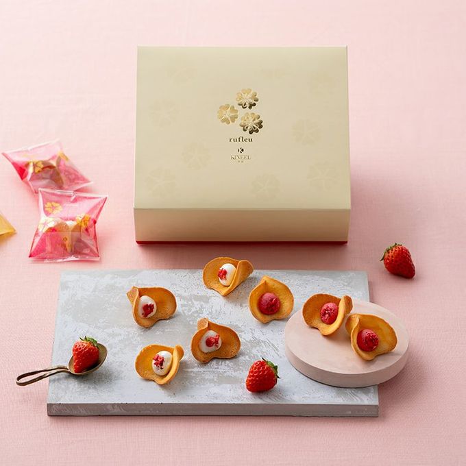 【KINEEL】ルフル16個入（バニラ×8個・ベリーベリー×8個）/ 京都からお届け♪お花の形のかわいいラングドシャスイーツ  1
