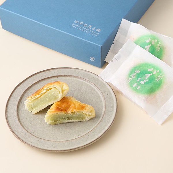 能登パイぱい（かぼちゃ10個、中島菜5個 計15個入り） （有限会社芦本