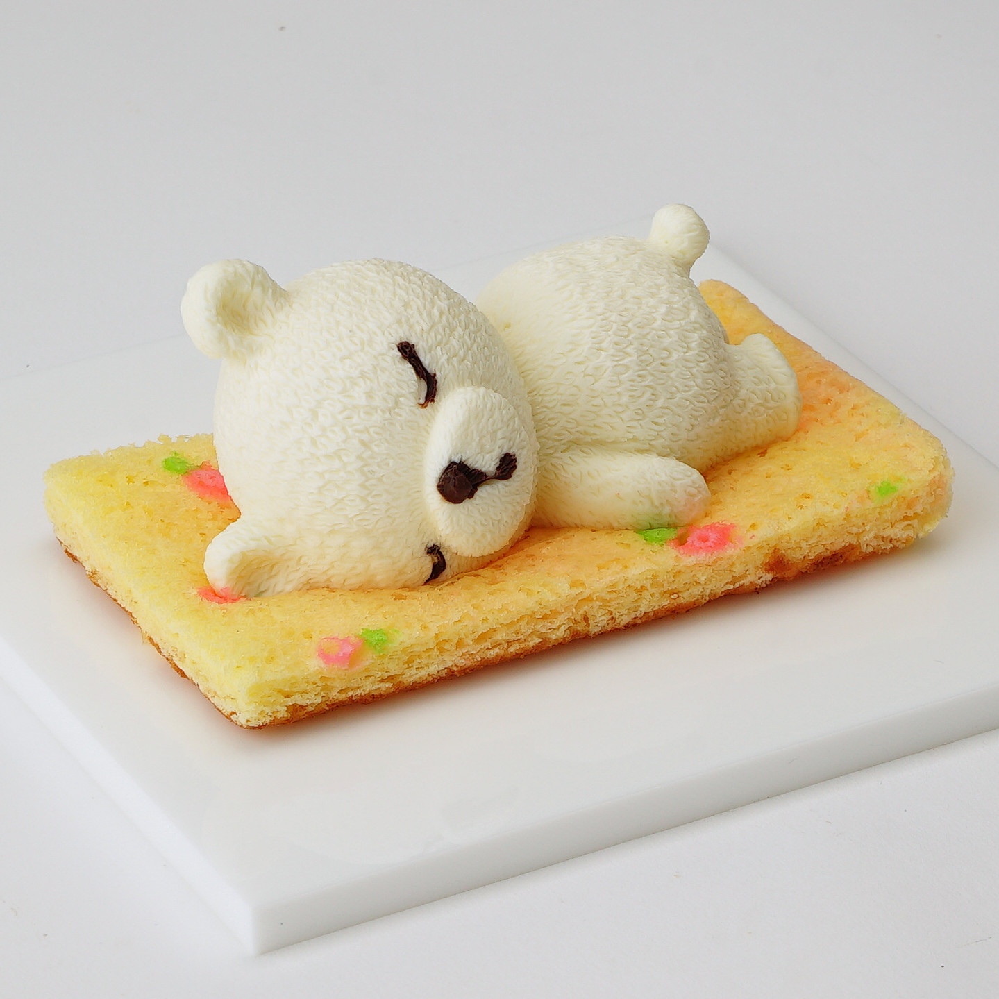 お昼寝アニマルズ くまさん レアチーズケーキ（藤田菓子舗） | Cake.jp