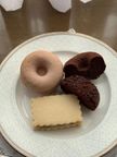チョコレート、桜、レーズンサンド 4