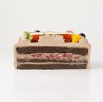 みずみずしいフルーツが乗った写真ケーキ チョコ生クリーム 5号 3～5名様向け 4