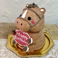 馬の立体ケーキ(茶色の頭絡) 動物 ケーキ 誕生日 チョコレート センイルケーキ 5号 チョコケーキ