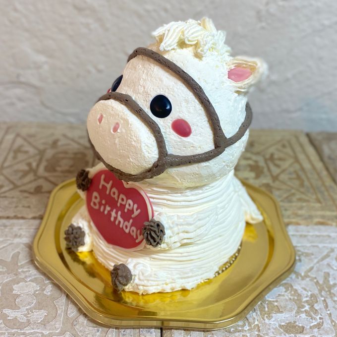 馬の立体ケーキ(白馬) 動物 ケーキ 誕生日 センイルケーキ 5号 1