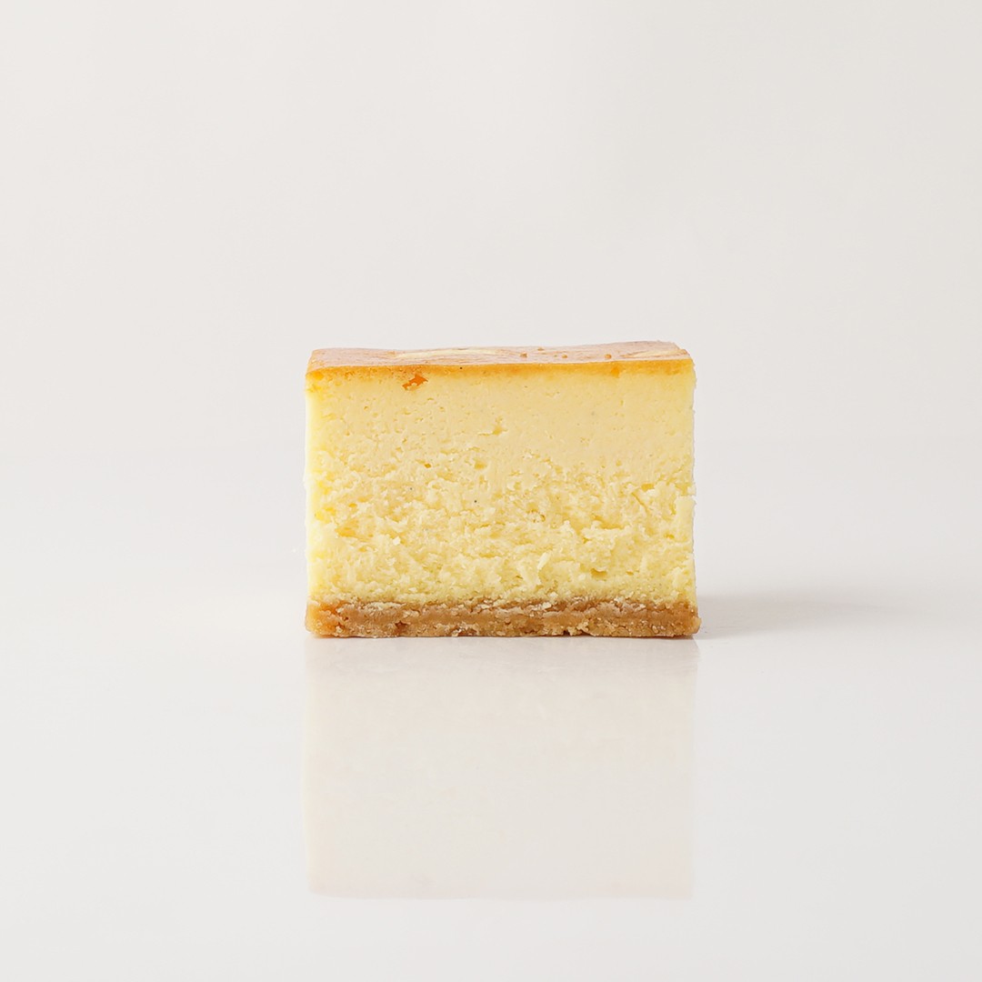 【デリーモ】ゴロゴロチーズの満足ベイクドケーキ 3