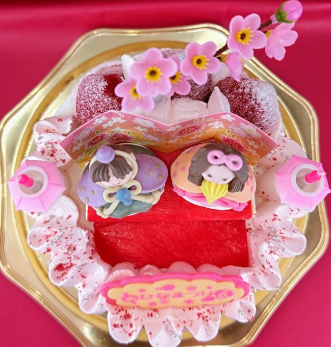 超豪華！にぎやかな雛祭りケーキ 5号  2