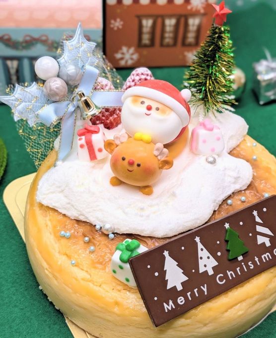 「いつも仲良しサンタとトナカイ」ケーキ ベイクドチーズケーキ クリスマス2026 2