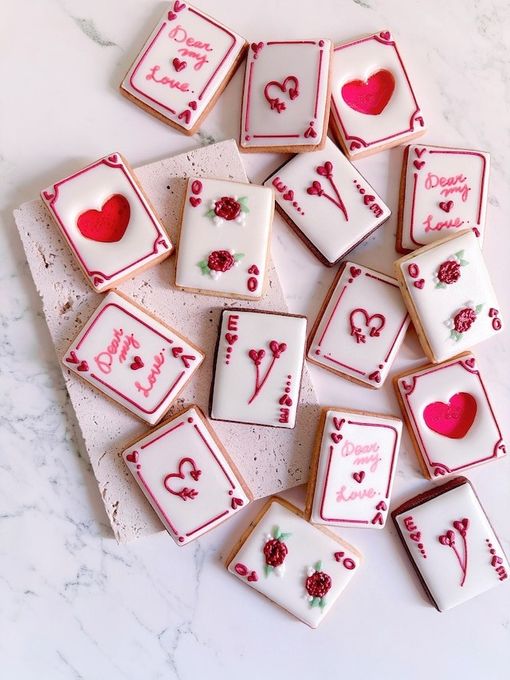 "LOVE" CARDS バレンタインアイシングクッキー 5枚入り 2