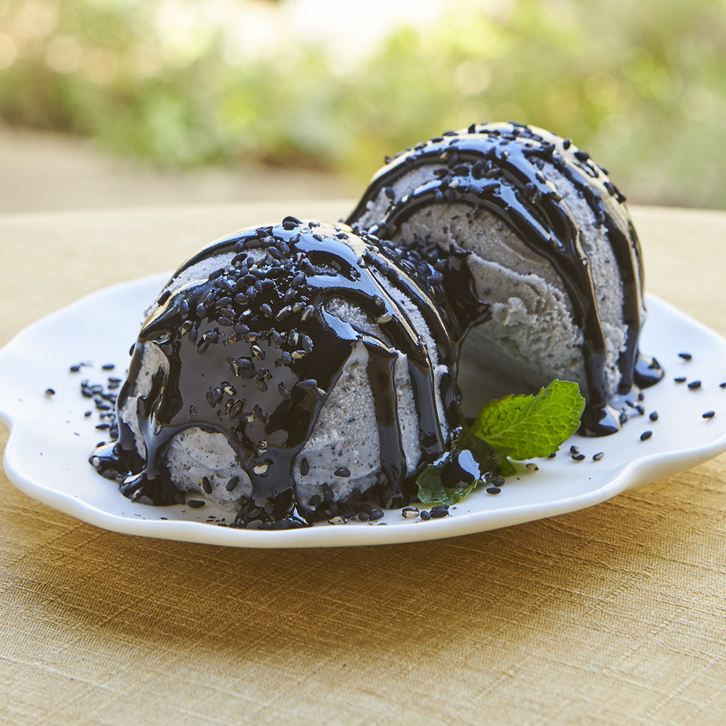 胡麻ジェラ -極- 濃香黒ごま三層仕立て 5個入（ごまの蔵） | Cake.jp