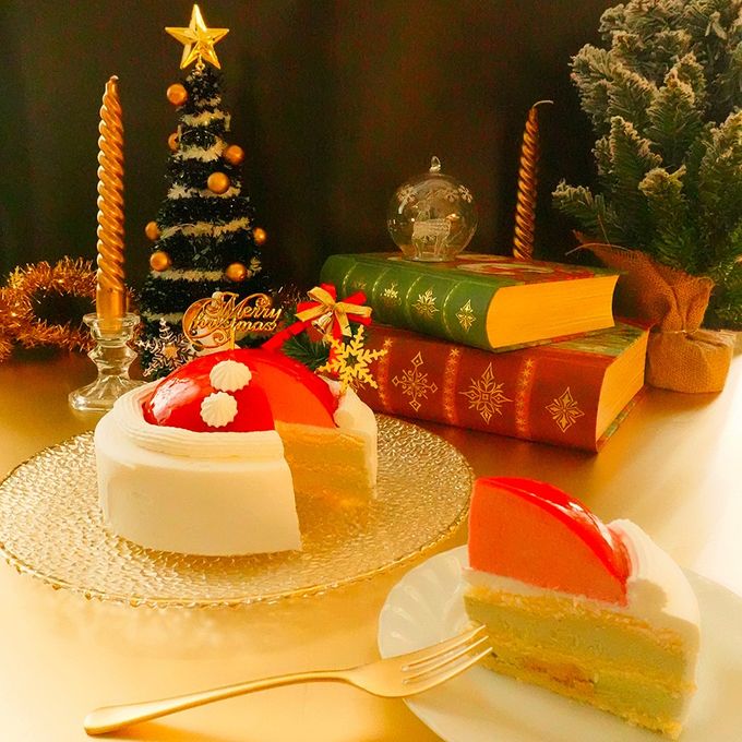クリスマスケーキ サンタさんのお腹がチラリ！HoHoHo 5号 15cmクリスマス2025 5