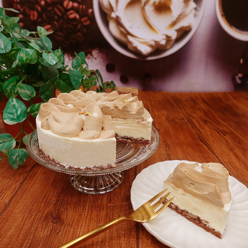 アイスケーキ》ダルゴナ珈琲5号 15cm（小島屋乳業製菓株式会社） | Cake.jp