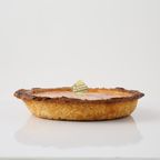 【札幌アップルパイ専門店】北海道産クリームチーズ使用 濃厚バスクドチーズケーキアップルパイ 7号サイズ 4