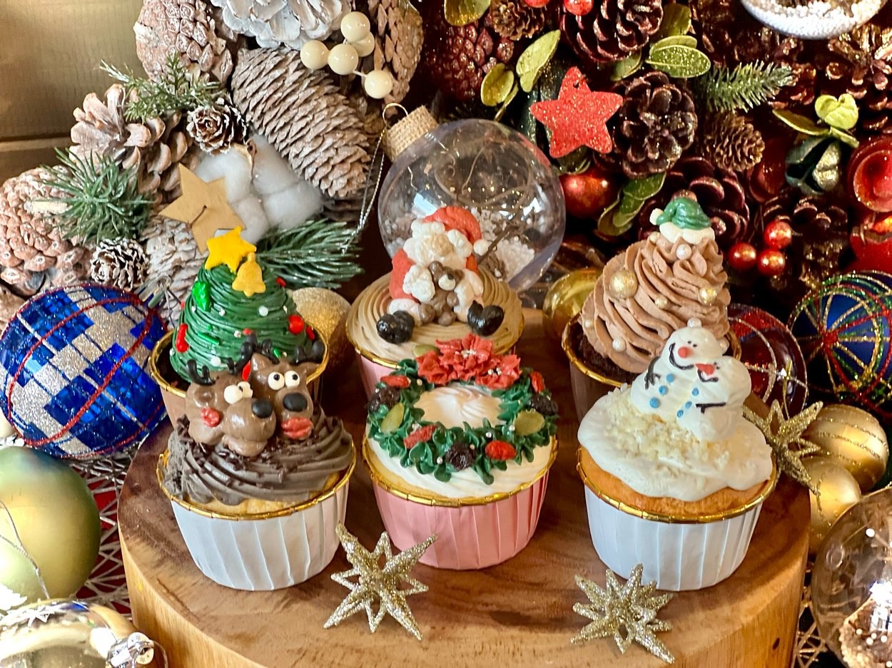 カップケーキ 2024（THE Ugly Duckling） | Cake.jp