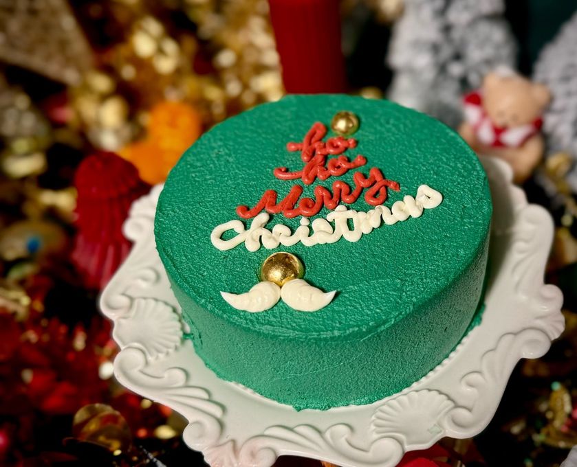 Santa hat cake/ 4号サイズ/クリスマスケーキ2025⭐︎ 2
