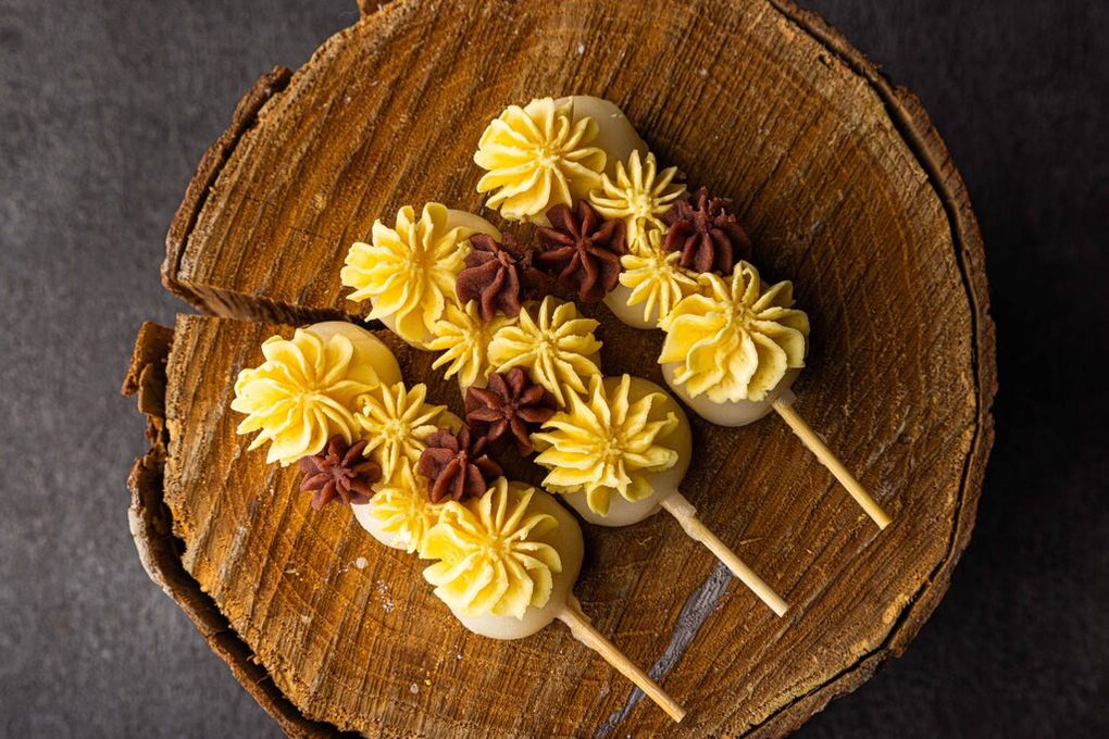 芋菓子屋 スイート芋団子串3種 6本入 父の日2025  4