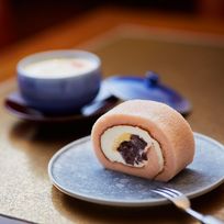 【京王プラザホテル】桜ロール 1個（約10.5cm） 