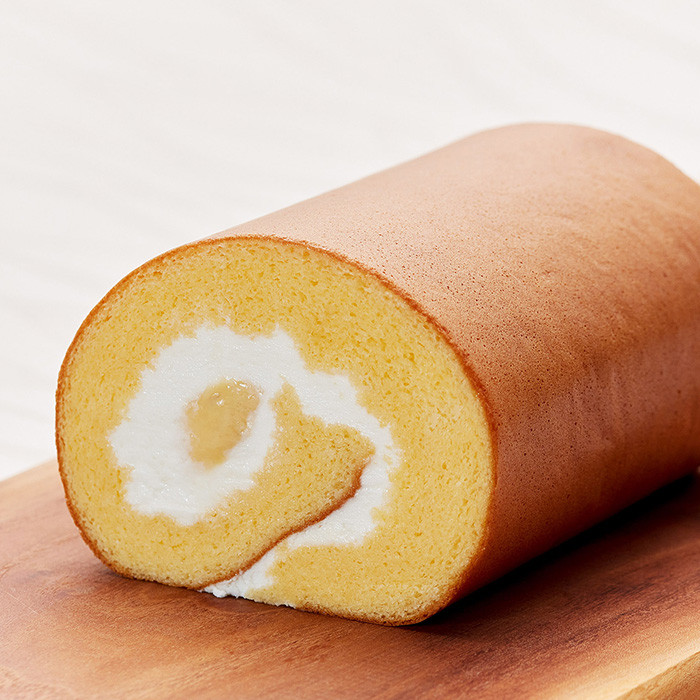 京王プラザホテル】濃厚しっとりロールケーキ 1個（約10.5cm
