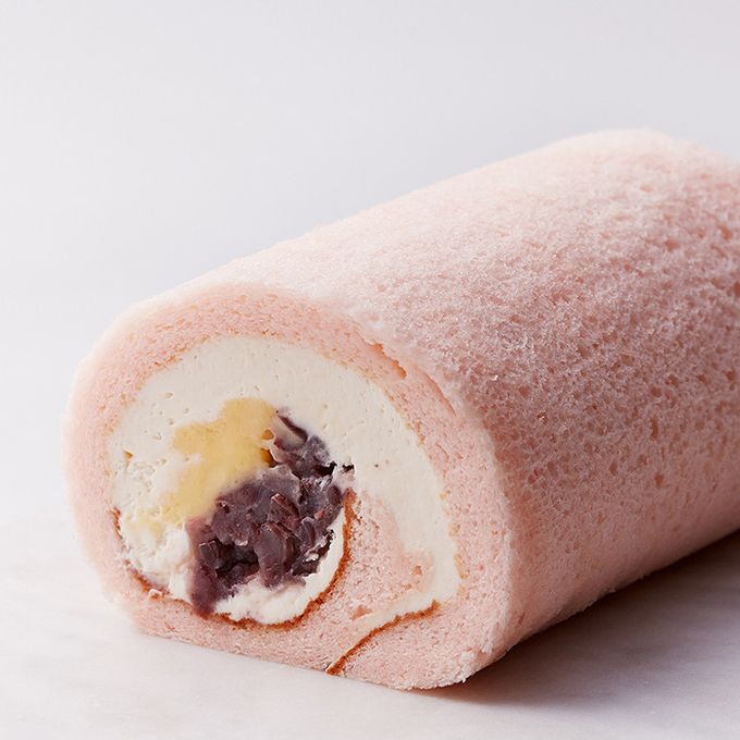 【京王プラザホテル】春限定★和のロールセット「桜ロール＆抹茶ロール」2個セット（約10.5cm）  2