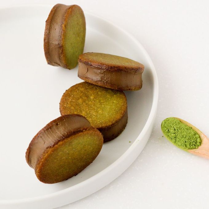 抹茶の生チョコサンドクッキー 4個入《ヴィーガンスイーツ》 2