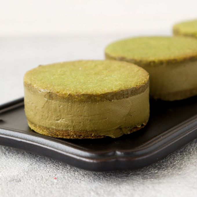 抹茶の生チョコサンドクッキー 4個入《ヴィーガンスイーツ》 1