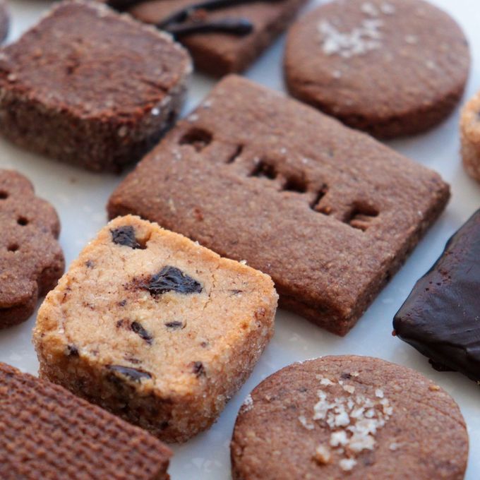 チョコクッキー缶《ヴィーガン、グルテンフリースイーツ》バレンタイン2026 4