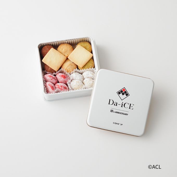 Da-iCE 10th Anniversary LIVE」クッキー缶（CACAOCAT） | Cake.jp