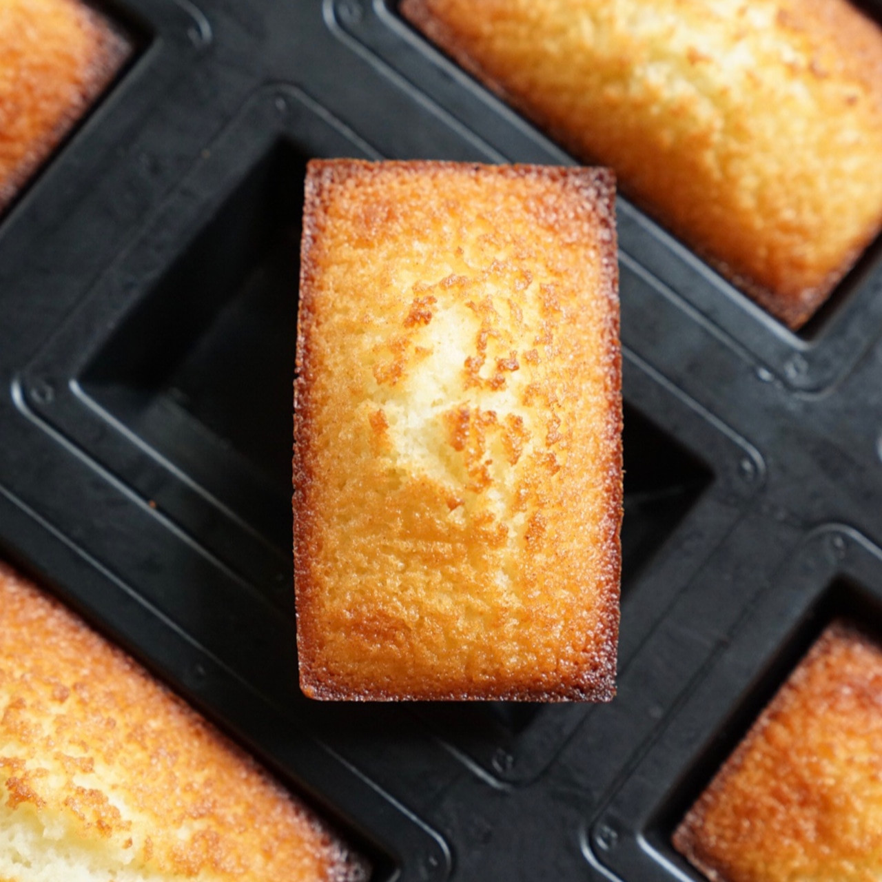 ちひろ菓子店】ちひろフィナンシェBOX（15個）（ちひろ菓子店） | Cake.jp