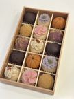 【１０月のおはぎ】１５個入りギフトBOX《風呂敷包み》  1