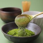 【お持たせにぴったり！】おはぎ専門店で人気のとろとろわらび餅（500g入り×2個セット） 2