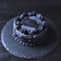 ブラッククラウンショートケーキ 誕生日 4号サイズ