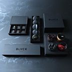 漆黒のアフタヌーンティーセット | ボンボンショコラ・マカロン・グラスデザート：バレンタイン2026 4