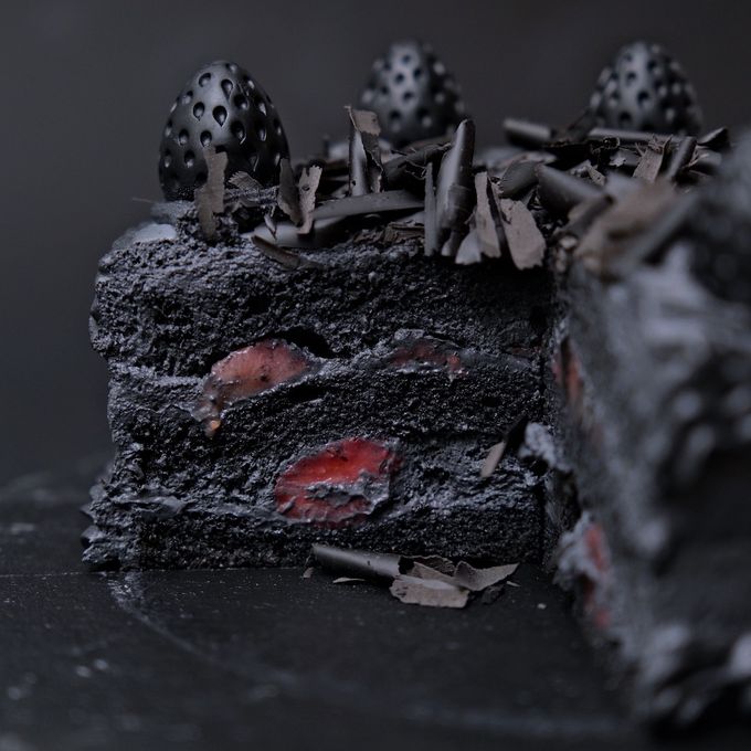 【期間限定】漆黒ショートケーキ＆サンタテディベアケーキ タワーセット：クリスマス2026 6