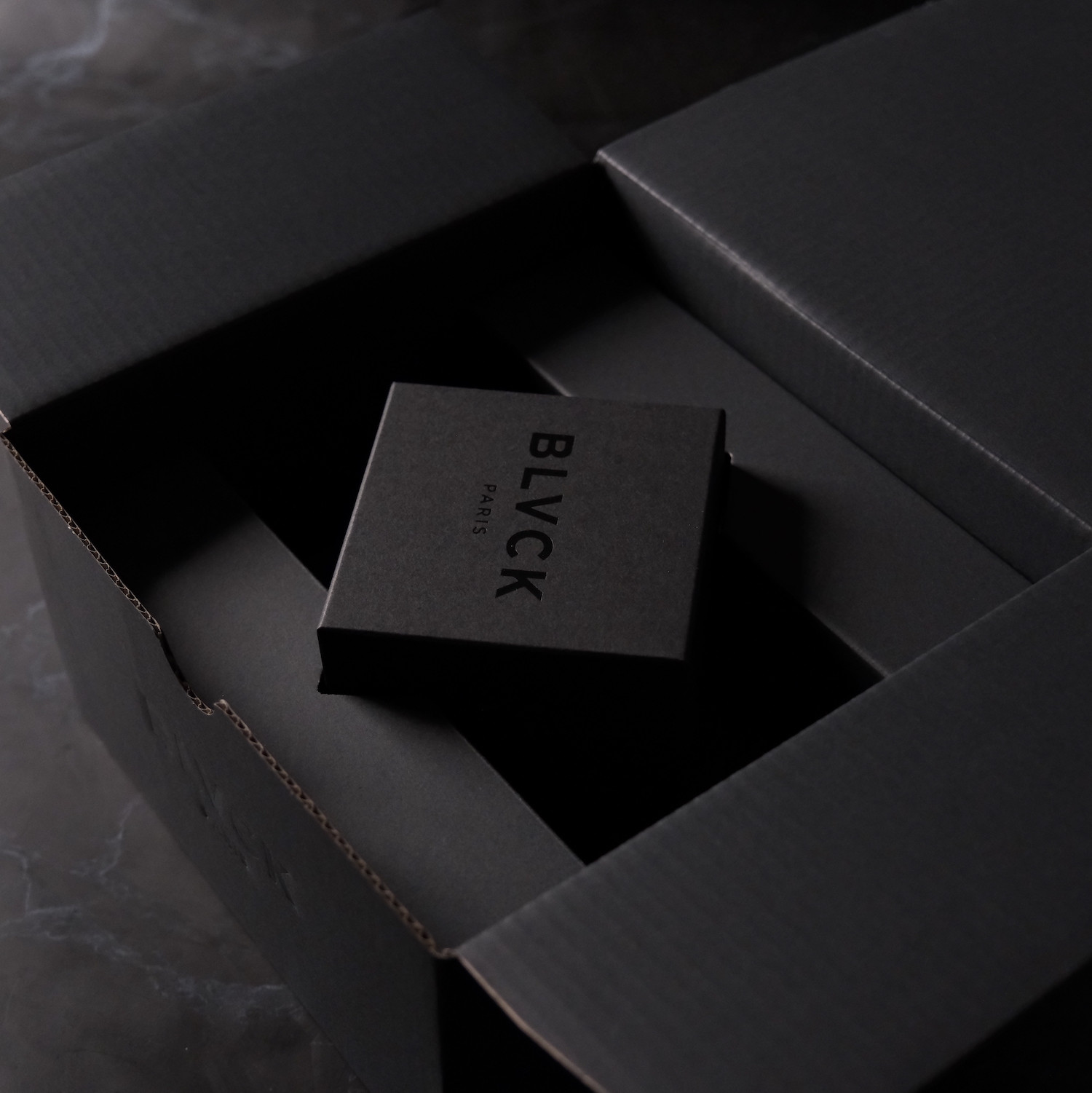 BLVCK PARIS ブラックパリス フード付きぬいぐるみ BLVCK PARIS ブラックパリス フード付きぬいぐるみ
