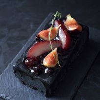 【期間限定】宝石箱のような冬のフルーツのチーズムースドリップケーキ：ホワイトデー2026