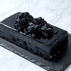 薔薇のブーケを飾ったレアチーズケーキ：ハロウィン2024 3