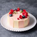 【神戸洋藝菓子ボックサン】母の日限定！春色ベリーと小さな薔薇のブーケ ショコラケーキ 4号 母の日のギフト・プレゼント2025 3