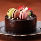 【神戸洋藝菓子ボックサン】クリスマス限定・大人のショコラマカロンケーキ ／贅沢プレミアム 4号 人気通販  3