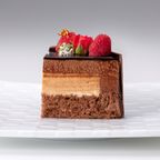 【神戸洋藝菓子ボックサン】母の日限定！薔薇とフルーツのブーケ ショコラケーキ 4号 母の日のギフト2025・プレゼント 5