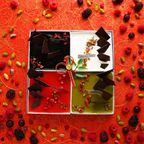 お正月 スクエアスイーツボックス ４種Mixスイーツアソート（ドゥーブルフロマージュ、ミロワールフランボワーズ、ミロワールショコラ、ミロワールピスターシュ）お節スタイル 1