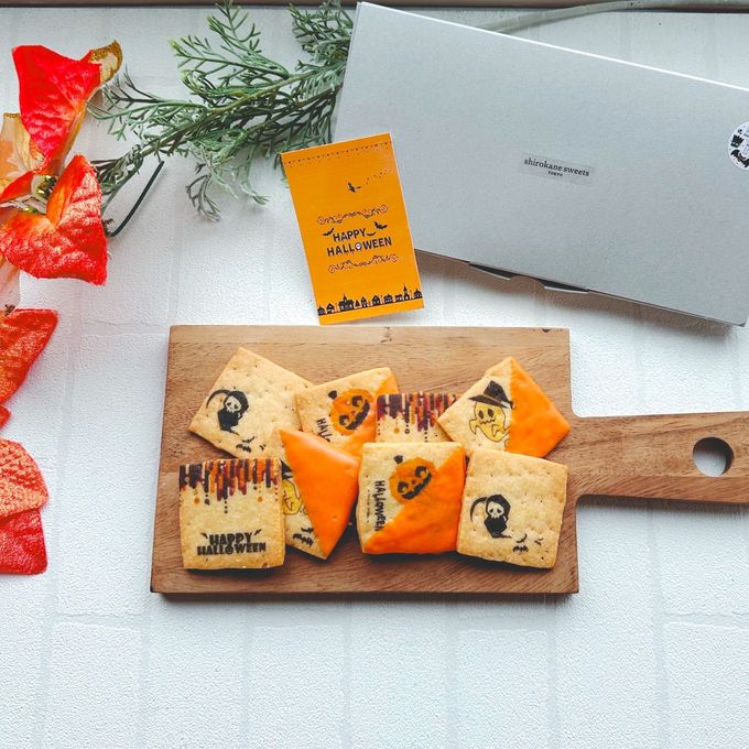 【送料無料、ハロウィンカード付き】shirokane sweet TOKYO パティシエ手作り白金ハロウィンサブレ（プレーン＆ショコラ） 8枚（ポスト投函、配送日時指定不可）ハロウィン 2025 5