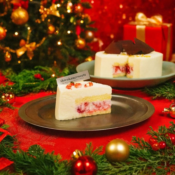 ホワイトクリスマスを彩る純白の白金フロマージュショート 5号  クリスマス2025 3