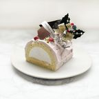 白金クリームブッシュドノエル（苺）ハーフ クリスマス2025 2