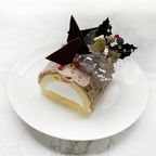 白金クリームブッシュドノエル（ショコラ）ハーフ クリスマス2025 2