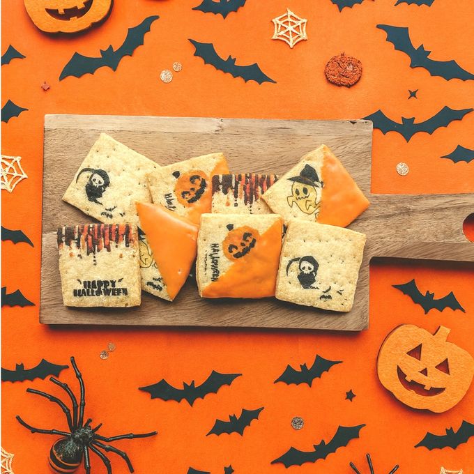 【送料無料、ハロウィンカード付き】shirokane sweet TOKYO パティシエ手作り白金ハロウィンサブレ（プレーン＆ショコラ） 8枚（ポスト投函、配送日時指定不可）ハロウィン 2025 2