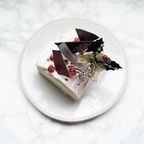 白金クリームブッシュドノエル（苺）ハーフ クリスマス2025 1