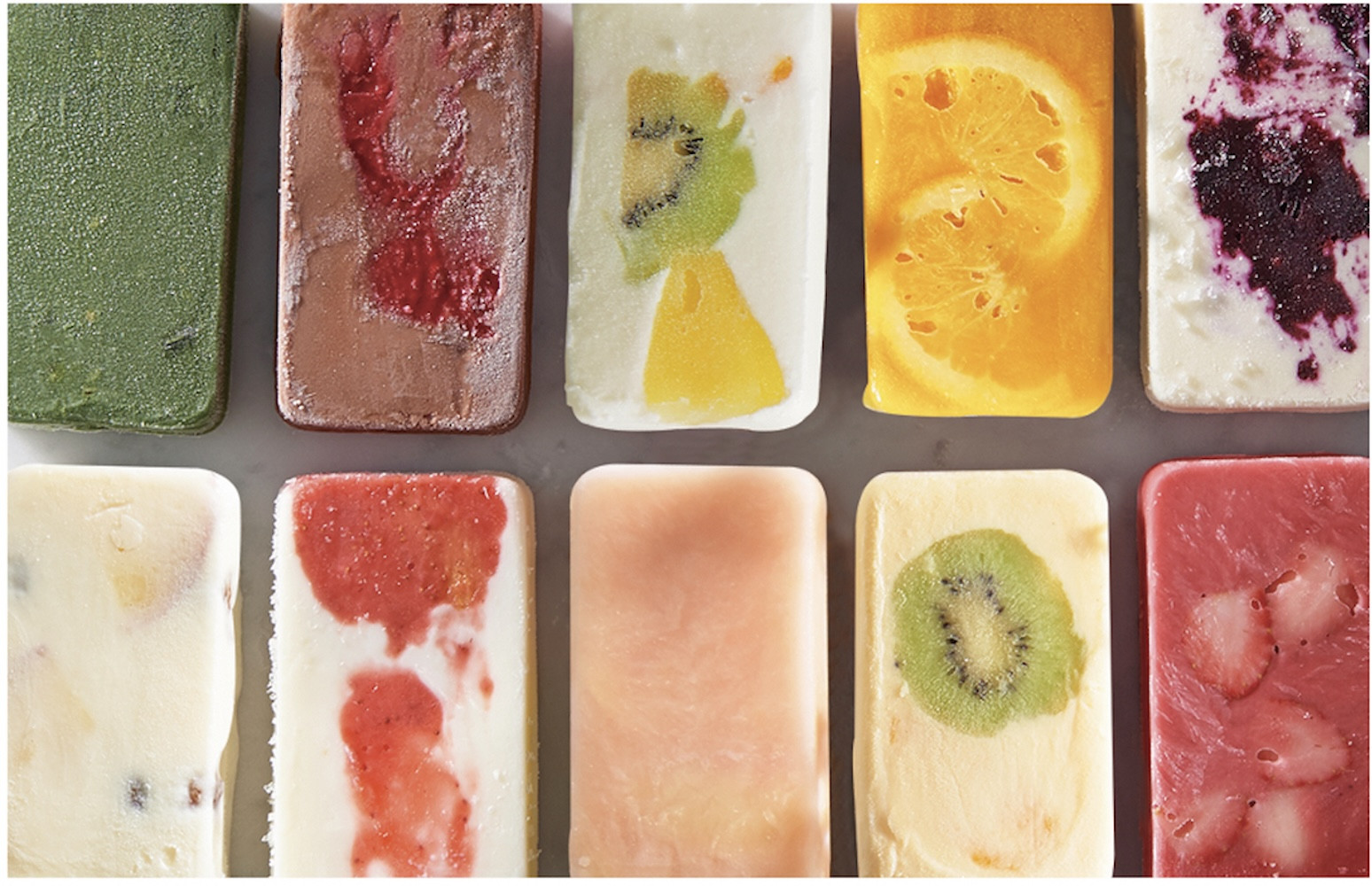 プレミアムフルーツアイスキャンディ 夏のフレッシュフルーツ