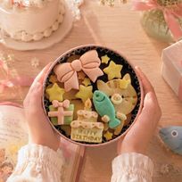 手のひら缶/きみと季節のとなりに「HappyBirthday」ねこ