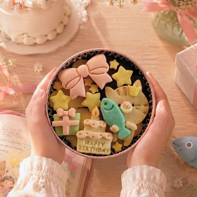 手のひら缶/きみと季節のとなりに「HappyBirthday」ねこ 1
