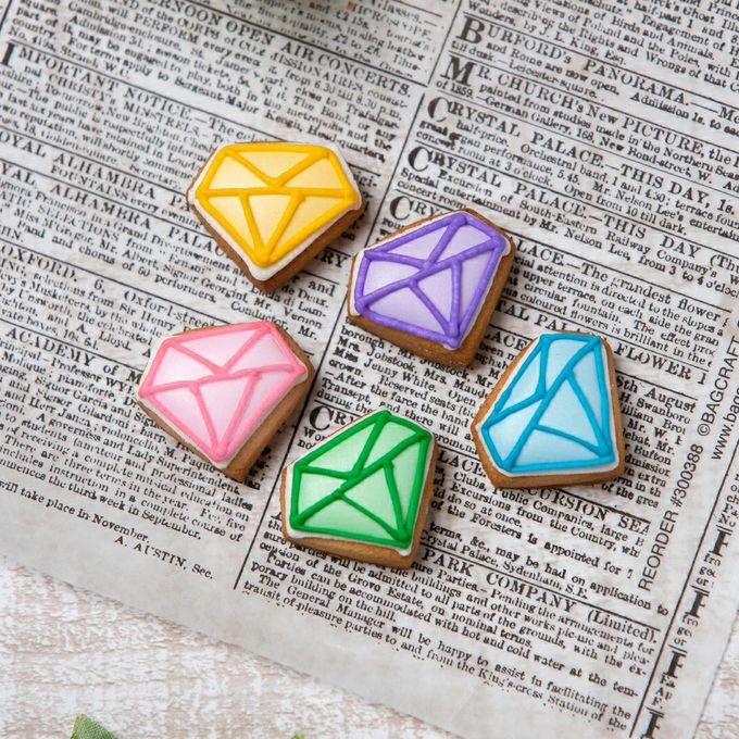 【ケーキデコ用ダイヤ(5個入り)】アイシングクッキー かわいい お菓子 誕生日 バースデー 推し活 推しケーキ プチギフト クッキー ギフト アイシングクッキーleap 1